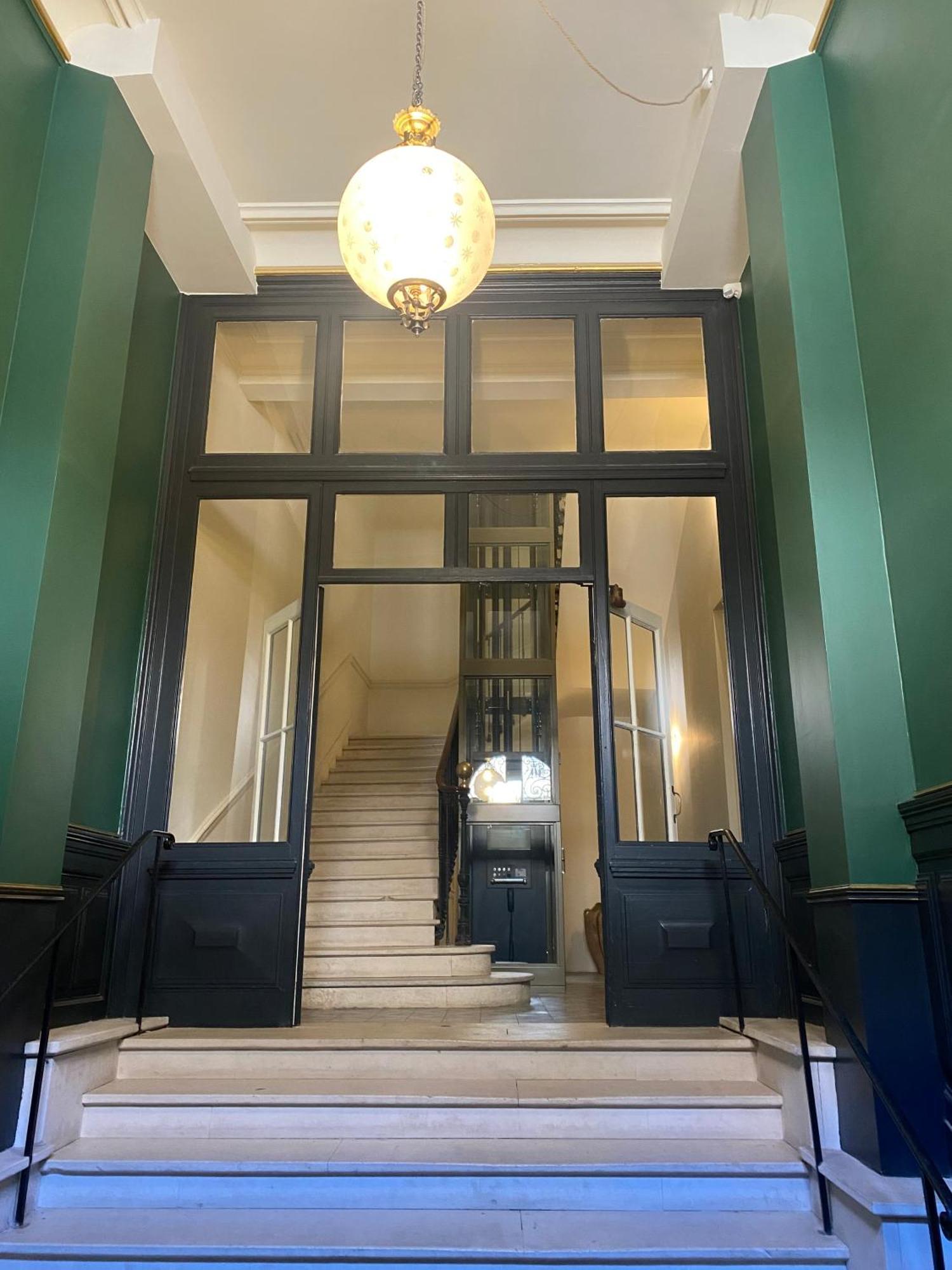 Le Saint Apolline - Sete, Appartement Haussmanien Exterior photo